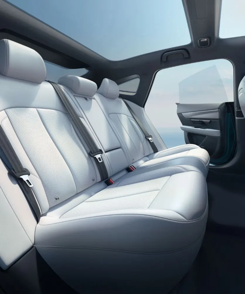 XPeng p7 interior